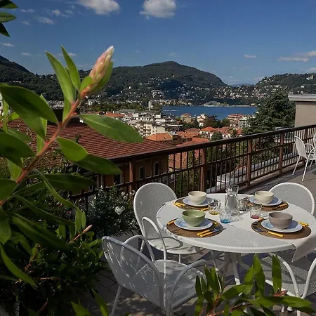 Aerie Esmeralda Apartment Como